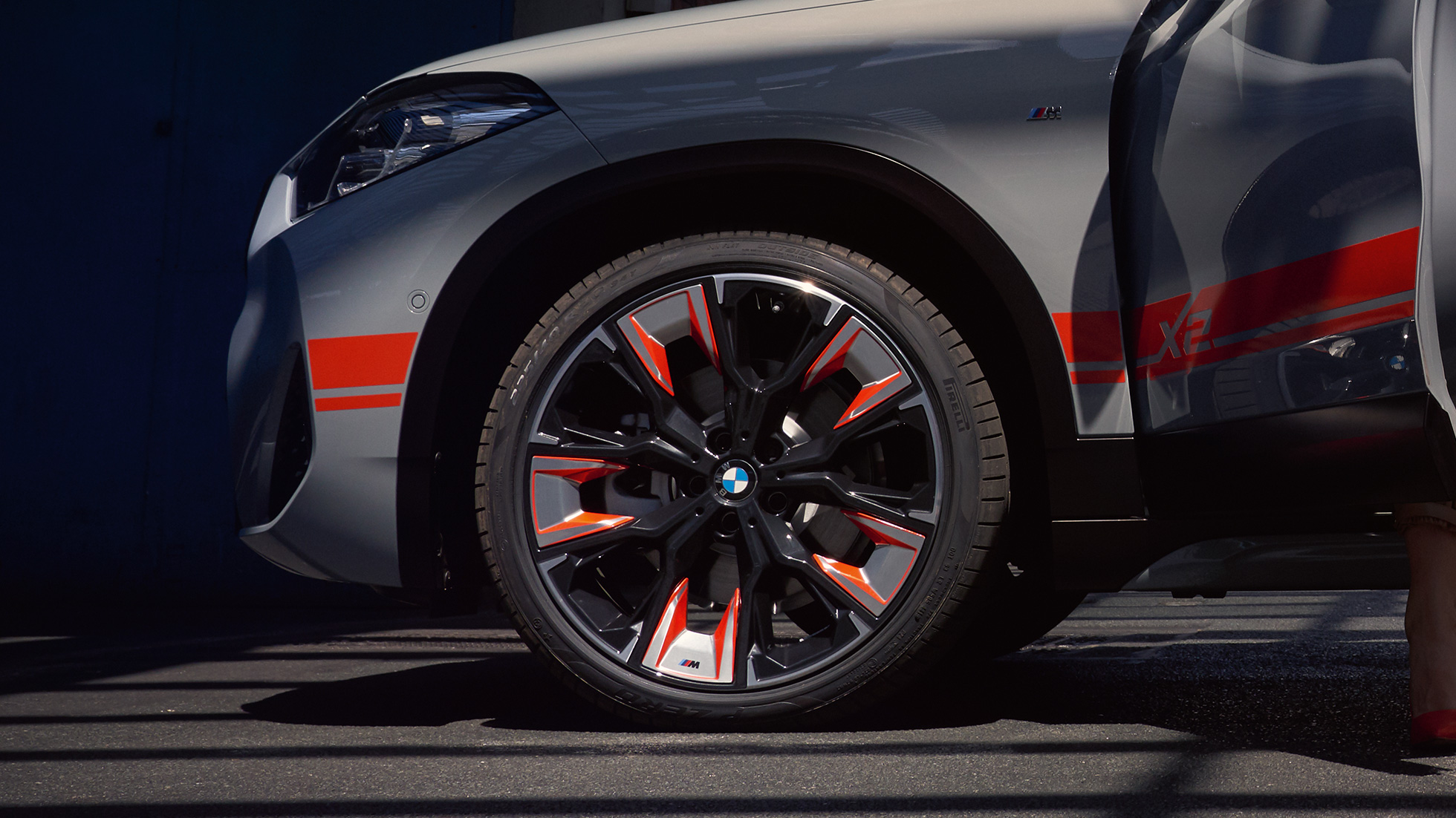 Vieglmetāla diski, BMW X2 2018 F39 BMW X2 2018 F39, metāliska Galvanic Gold krāsa, vieglmetāla diski