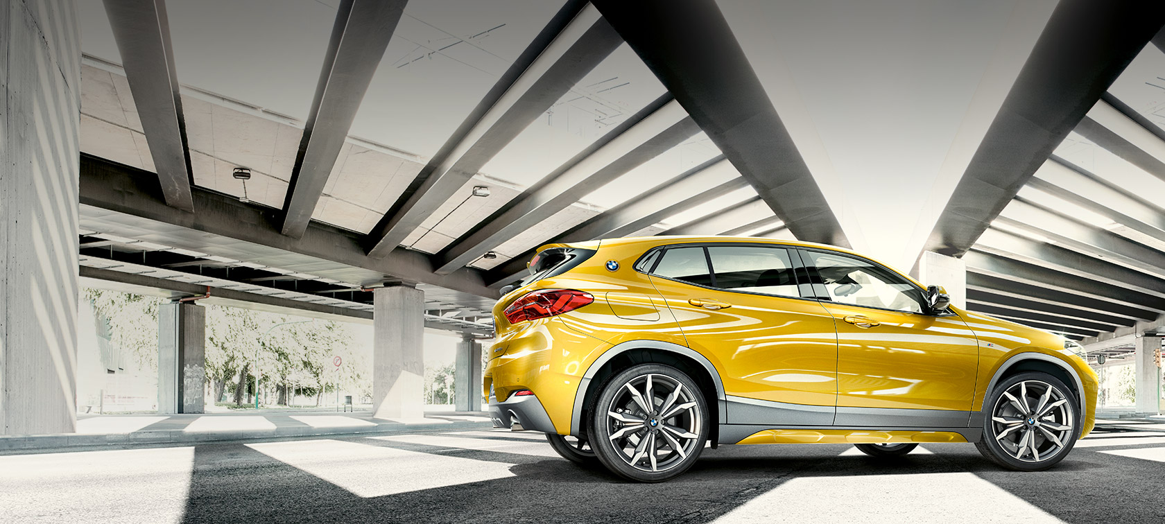 BMW X2, 2020, F39, Brooklyn Grey krāsa, priekšpuses skats BMW X2, 2020, F39, Brooklyn Grey krāsa, priekšpuses skats