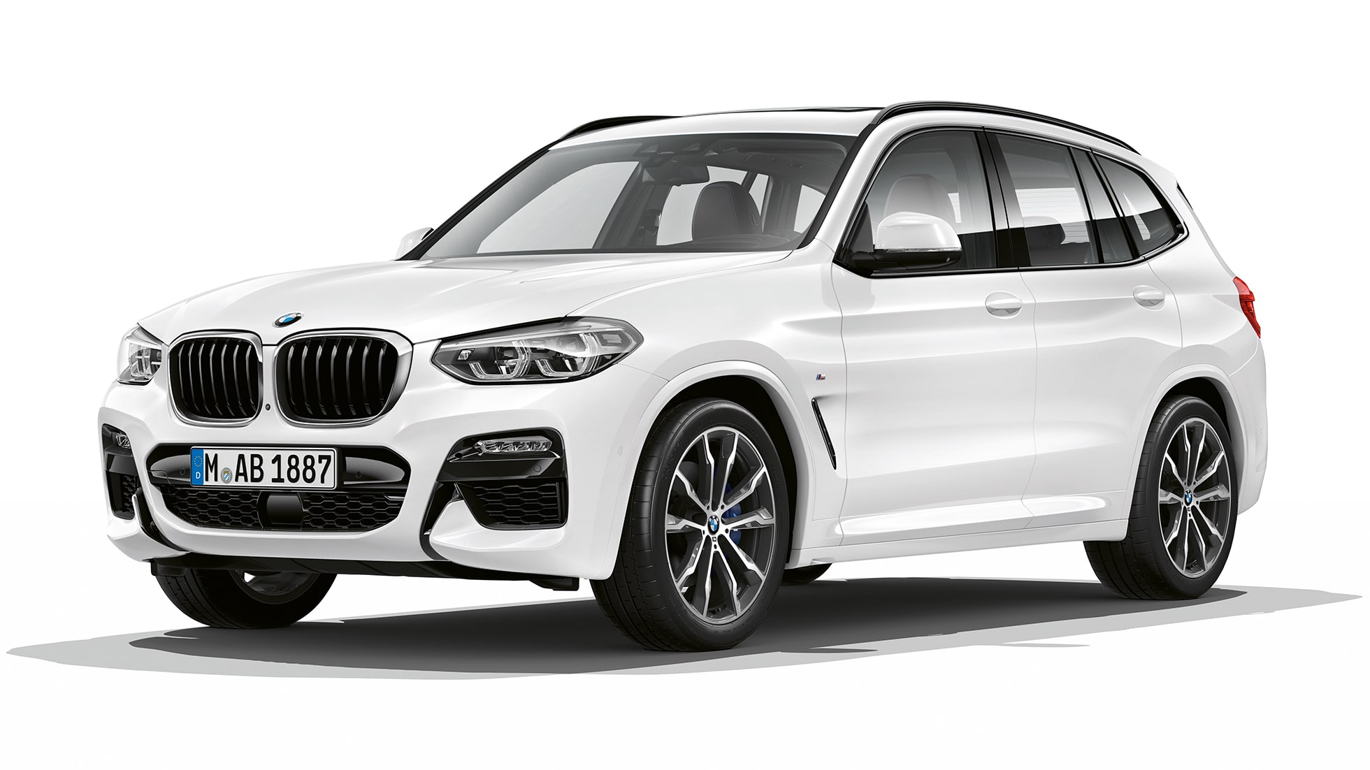 BMW X3 M40i, modelis M Sport, trīs ceturtdaļu priekšējais skats BMW X3 M40i, modelis M Sport, trīs ceturtdaļu priekšējais skats