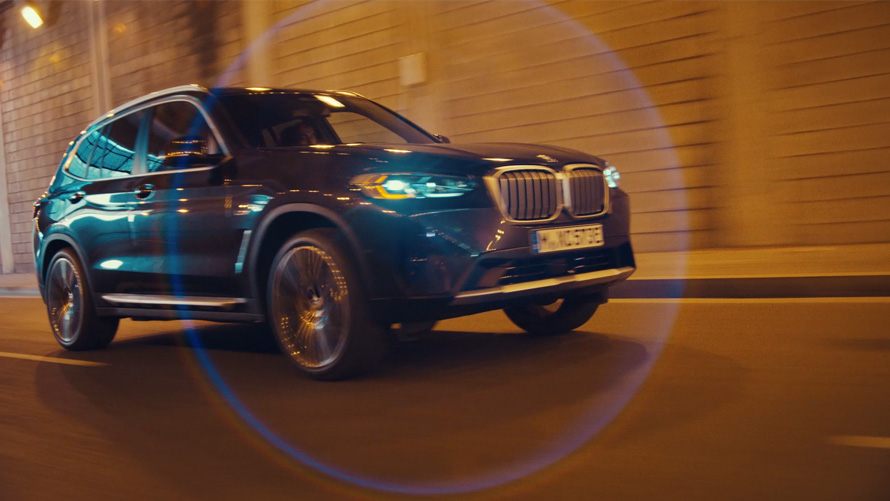 BMW X3, G01, braukšanas dinamika, Sophisto Grey krāsa, 2021 BMW X3, G01, braukšanas dinamika, trīs ceturtdaļu priekšpuses skats, Sophisto Grey krāsa, 2021