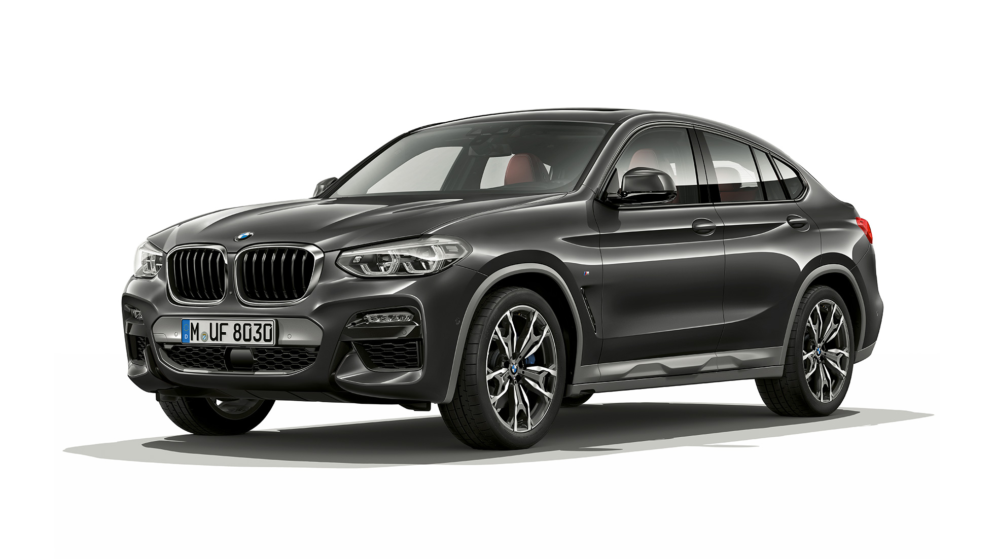 Trīs ceturtdaļu priekšpuses skats, BMW X4 M Sport X modelis BMW X4 xDrive30i, M Sport X modelis, G02 2018, Sophisto Grey krāsa ar mirdzuma efektu, trīs ceturtdaļu priekšpuses skats
