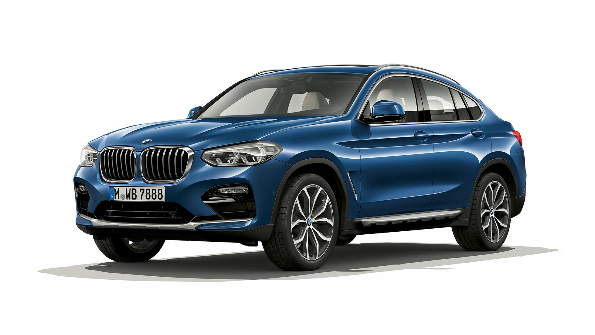 Trīs ceturtdaļu priekšpuses skats, BMW X4 xLine modelis BMW X4 xDrive20d, xLine modelis, G02 2018, Phytonic Blue krāsa, trīs ceturtdaļu priekšpuses skats