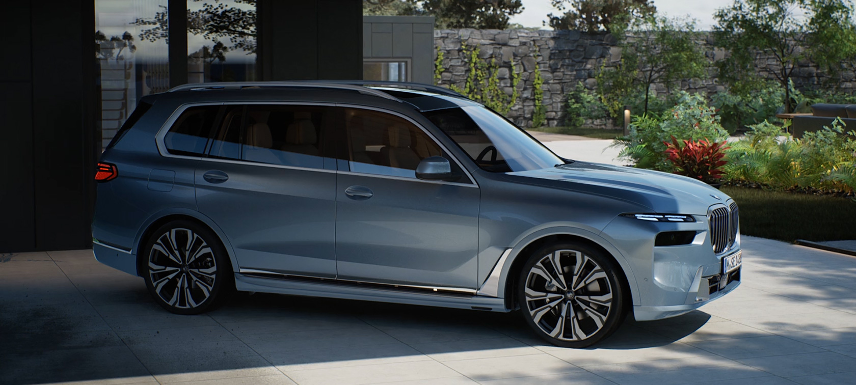 BMW X7, G07, LCI, septiņu astotdaļu sānskats, metāliska Sparkling Copper Grey krāsa, video BMW X7, G07, LCI, septiņu astotdaļu sānskats, metāliska Sparkling Copper Grey krāsa, video