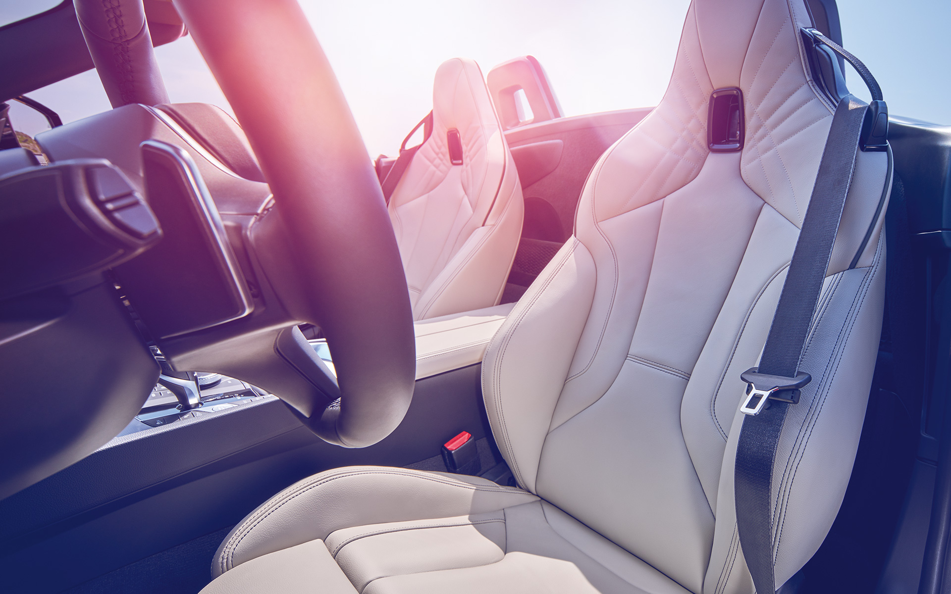 BMW Z4 Roadster (G29), priekšējie sēdekļi Skats uz BMW Z4 Roadster (G29) priekšējiem sēdekļiem