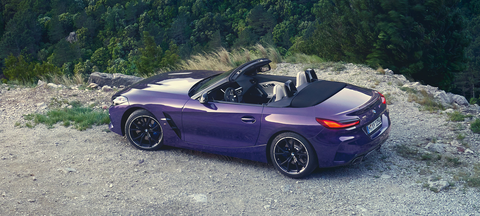 BMW Z4, G29, Thundernight krāsa, virsbūve BMW Z4, G29, 2022, Thundernight krāsa, virsbūve
