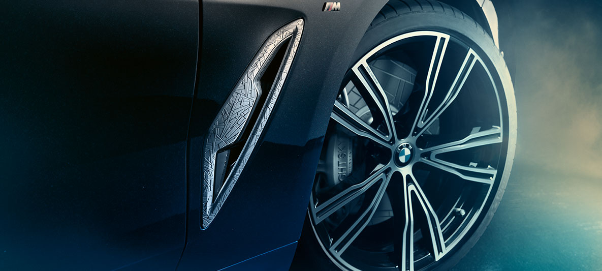 BMW Individual M850i NIGHT SKY, 20 collu vieglmetāla diski BMW Individual M850i NIGHT SKY20 collu BMW Individual vieglmetāla disku ar 730i V veida dizainu tuvplāns