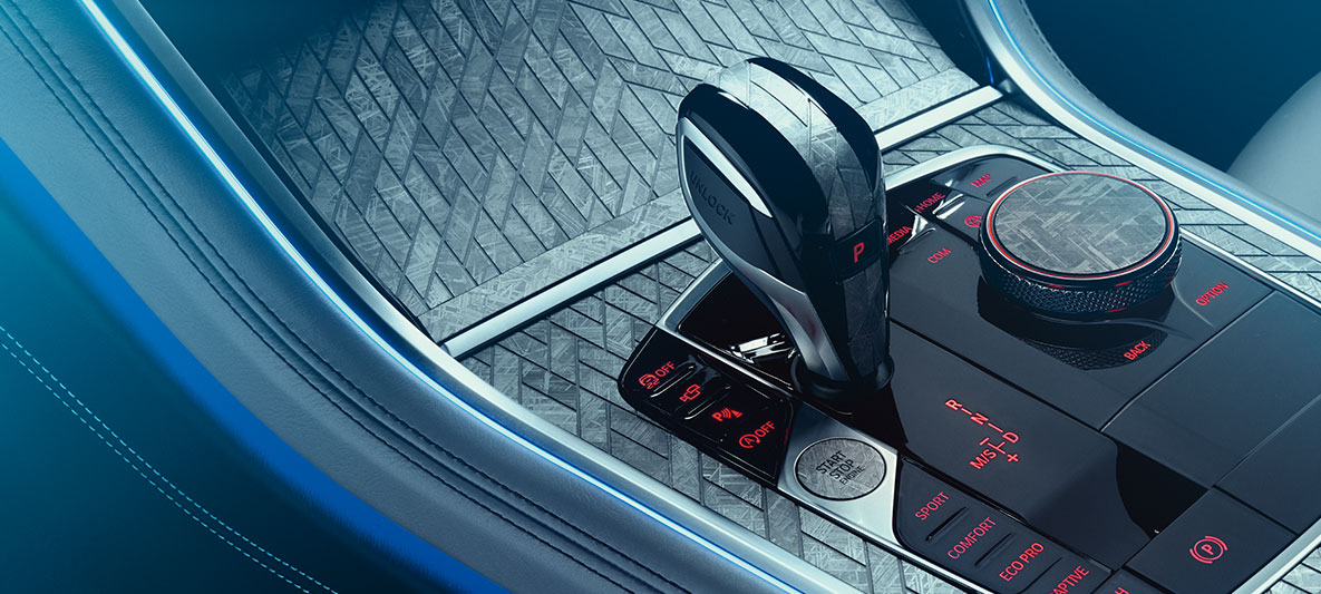 BMW Individual M850i NIGHT SKY, viduskonsole BMW Individual M850i NIGHT SKY viduskonsole ar mozaīkas dizainu