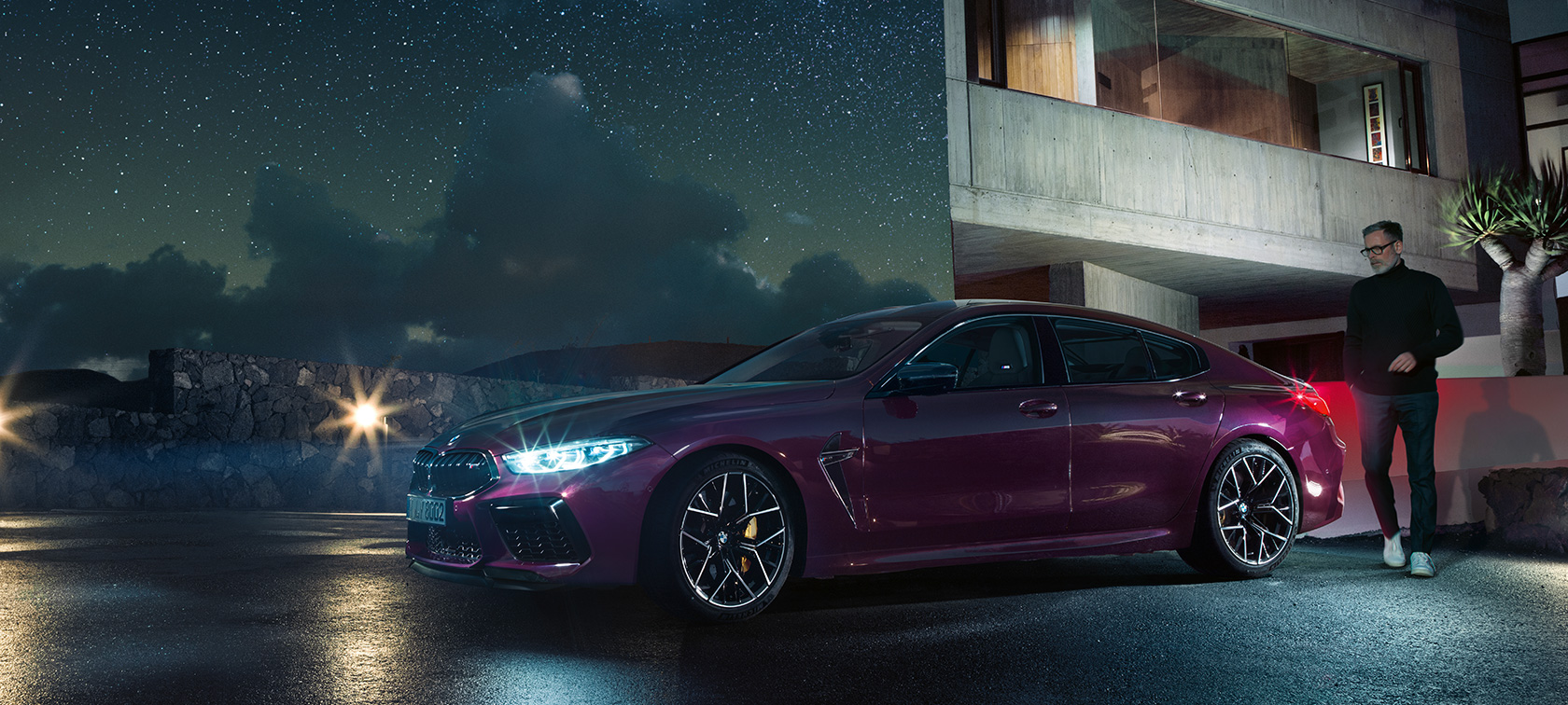 Pilnīgi jaunais BMW M8 Competition Gran Coupé Pilnīgi jaunais BMW M8 Competition Gran Coupé 2020 F93, BMW Individual metāliska Ametrine krāsa, trīs ceturtdaļu sānskats