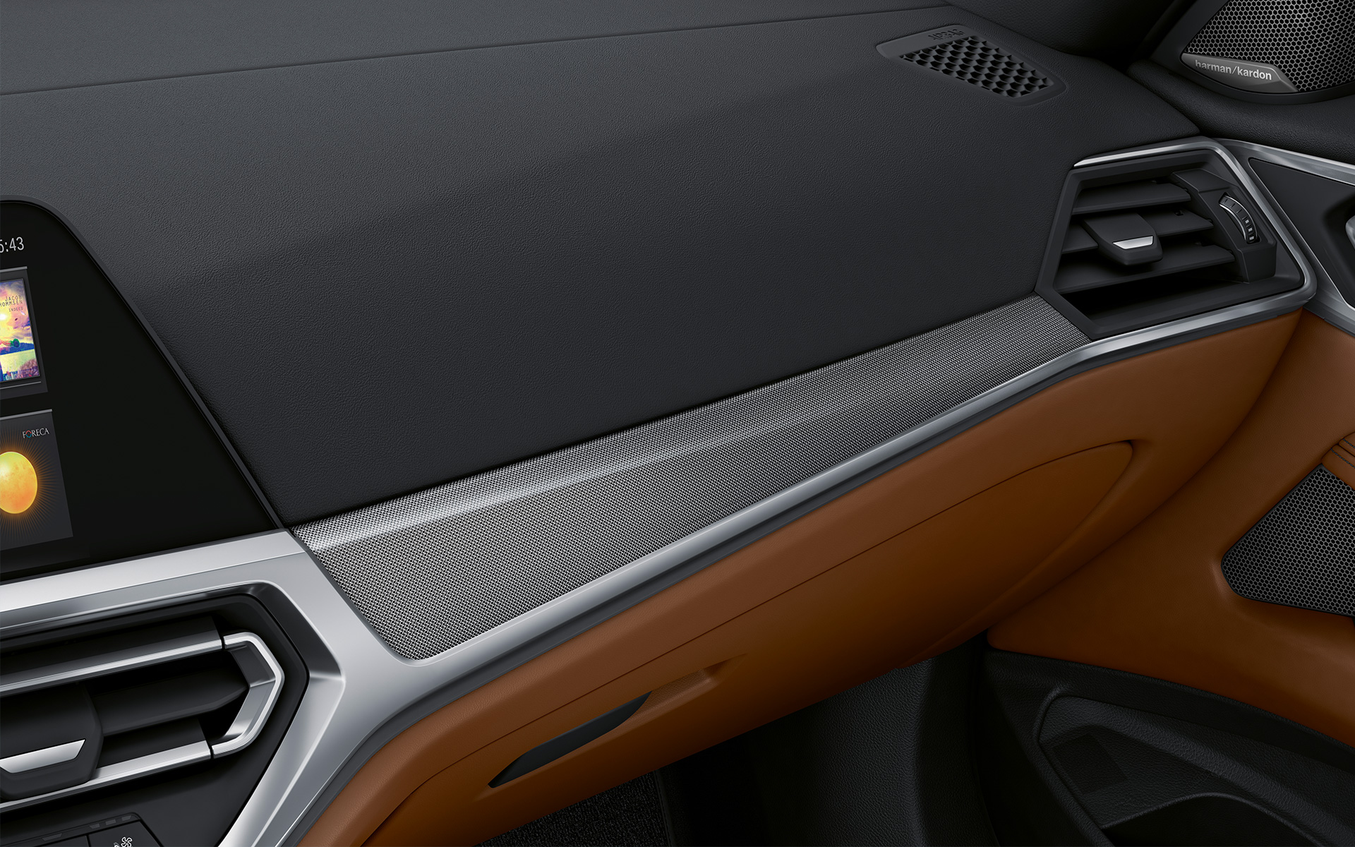 BMW Individual apdares elementi ar mirdzošu Aluminium krāsas audumu, tuvplāns BMW Individual apdares elementi ar mirdzošu Aluminium krāsas audumu, tuvplāns