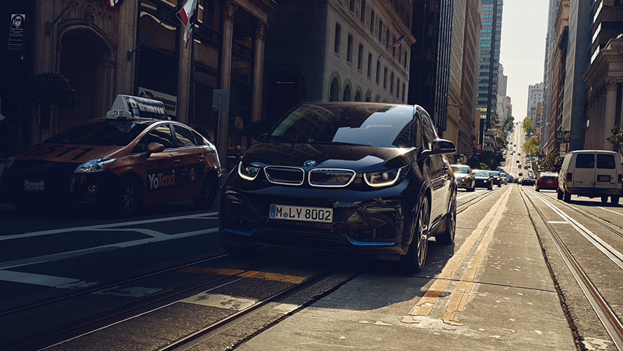 BMW i3s uz ceļa BMW lieljaudas uzlāde, BMW i3s uz ceļa