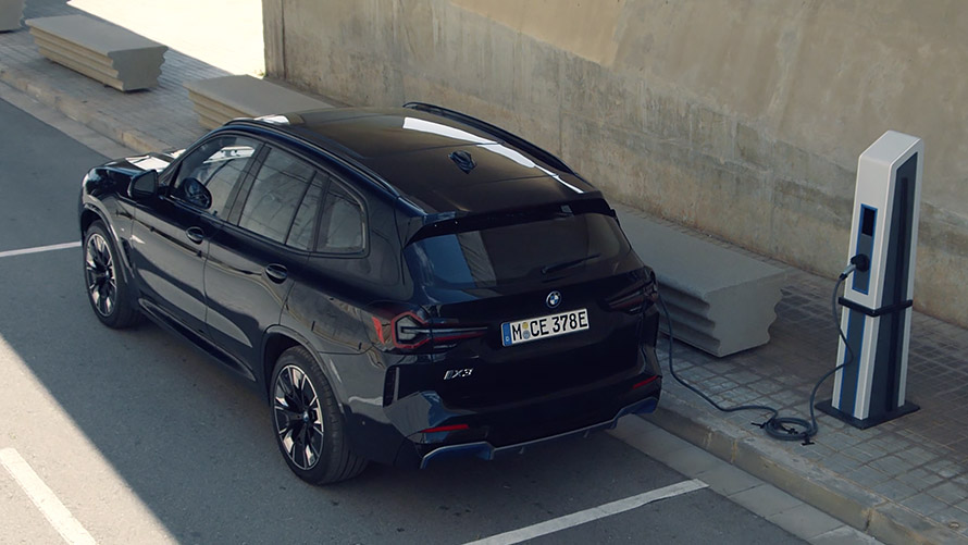 BMW elektroautomobiļi, BMW iX3, augstsprieguma akumulators, video BMW elektroautomobiļi, BMW iX3, augstsprieguma akumulators, video