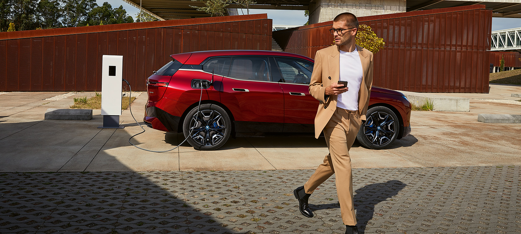 Publiskā uzlāde BMW e-mobilitāte, publiskā uzlāde