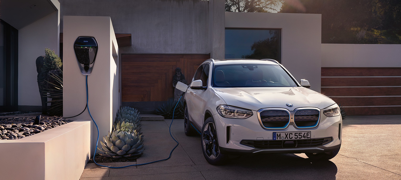 BMW uzlāde BMW e-mobilitāte, BMW uzlāde