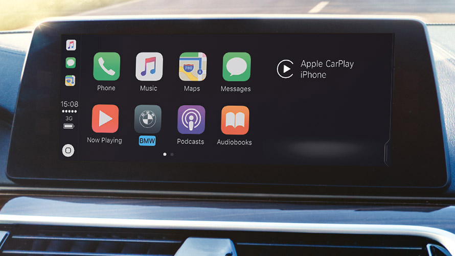 Apple CarPlay BMW displejā redzams Apple CarPlay