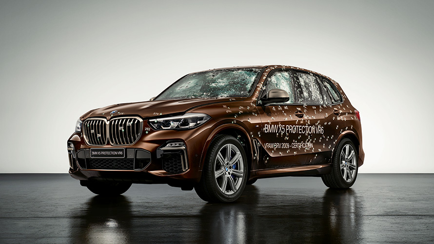 BMW automobiļi aizsardzībai, BMW X5 Protection VR6, bojāts BMW automobiļi aizsardzībai, BMW X5 Protection VR6, trīs ceturtdaļu priekšpuses skats, bojāts