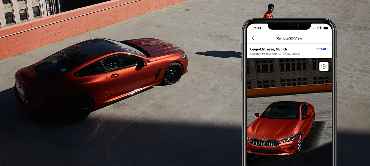 My BMW lietojumprogramma, automobiļa drošības pārvaldīšana, BMW ar personu skatā no putna lidojuma My BMW lietojumprogramma, automobiļa drošības pārvaldīšana, BMW ar personu skatā no putna lidojuma