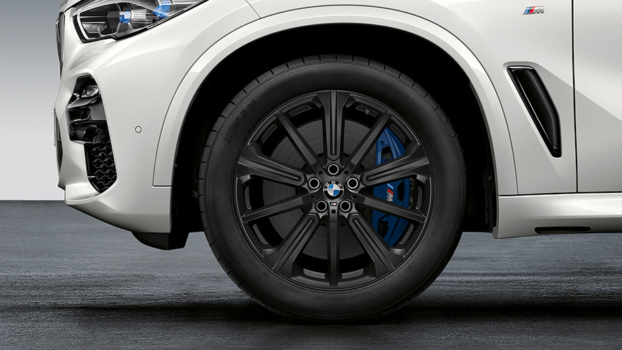 20 collu M Star-spoke 748 M stils 20 collu M vieglmetāla disks ar Star-Spoke 748 М stilu matētā Jet Black krāsā, nokomplektēts ziemas ritenis