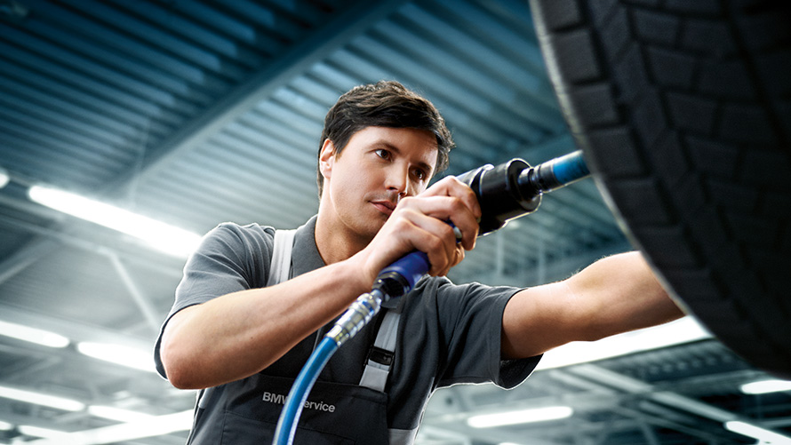 BMW disku un riepu apkope BMW disku un riepu apkope BMW darbnīcā