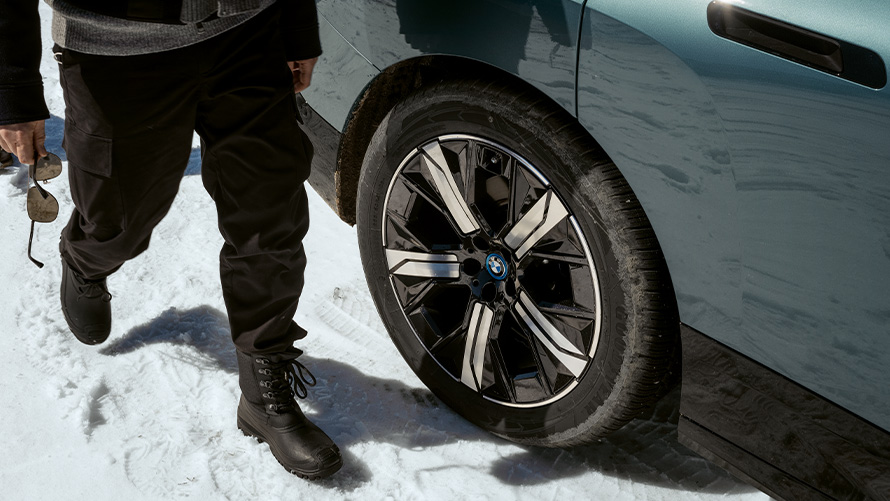 BMW disku un riepu apkope BMW disku un riepu apkope
