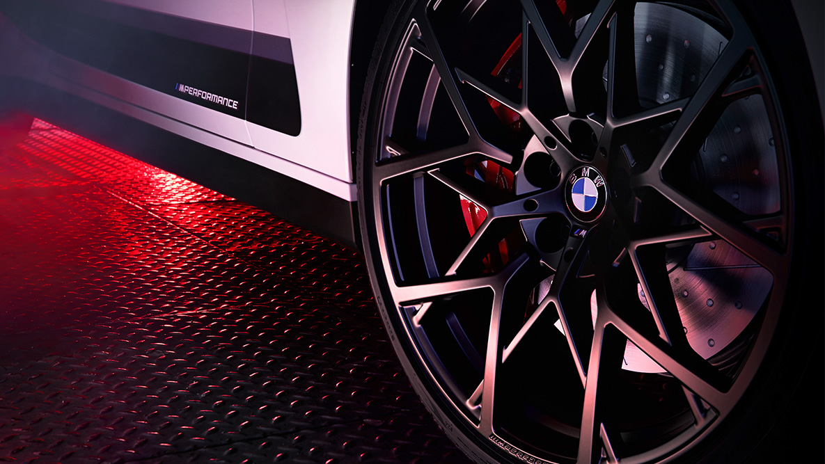 20 collu kalts M Performance disks, Y-spoke 795 M stils, matēta Jet Black krāsa, BMW 4. sērijas Coupé G22 20 collu kalts M Performance disks, Y-spoke 795 M stils, matēta Jet Black krāsa, BMW 4. sērijas Coupé, G22, detalizēts skats
