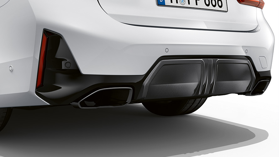 M Performance aizmugurējais difuzors, BMW M Performance detaļas M Performance aizmugurējais difuzors, BMW M Performance detaļas, tuvplāns