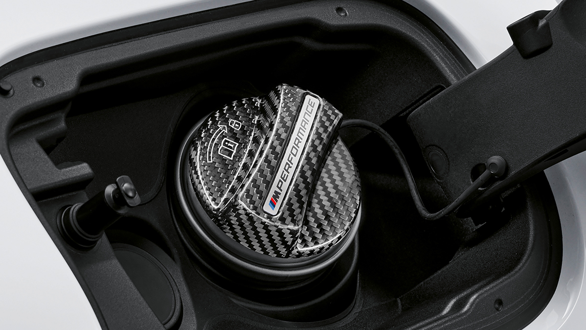 M Performance degvielas tvertnes vāciņš, oglekļa šķiedra, BMW 4. sērijas Coupé, G22 M Performance degvielas tvertnes vāciņš, oglekļa šķiedra, BMW 4. sērijas Coupé, G22, detalizēts skats