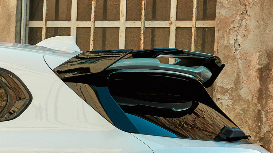 BMW M Performance jumta spoileris, mirdzoša Black krāsa BMW M Performance jumta spoileris, mirdzoša Black krāsa, BMW vasaras piedāvājumi