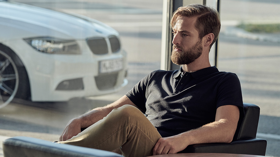 BMW Service Inclusive BMW Service Inclusive klients gaida BMW servisa centrā
