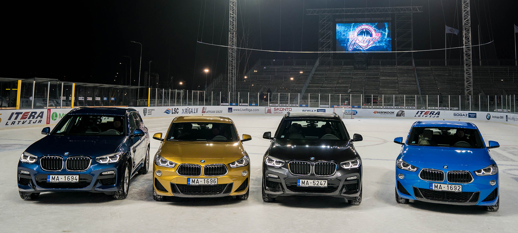 Sniegotākie un ledainākie BMW automašīnu uznācieni Sniegotākie un ledainākie BMW automašīnu uznācieni