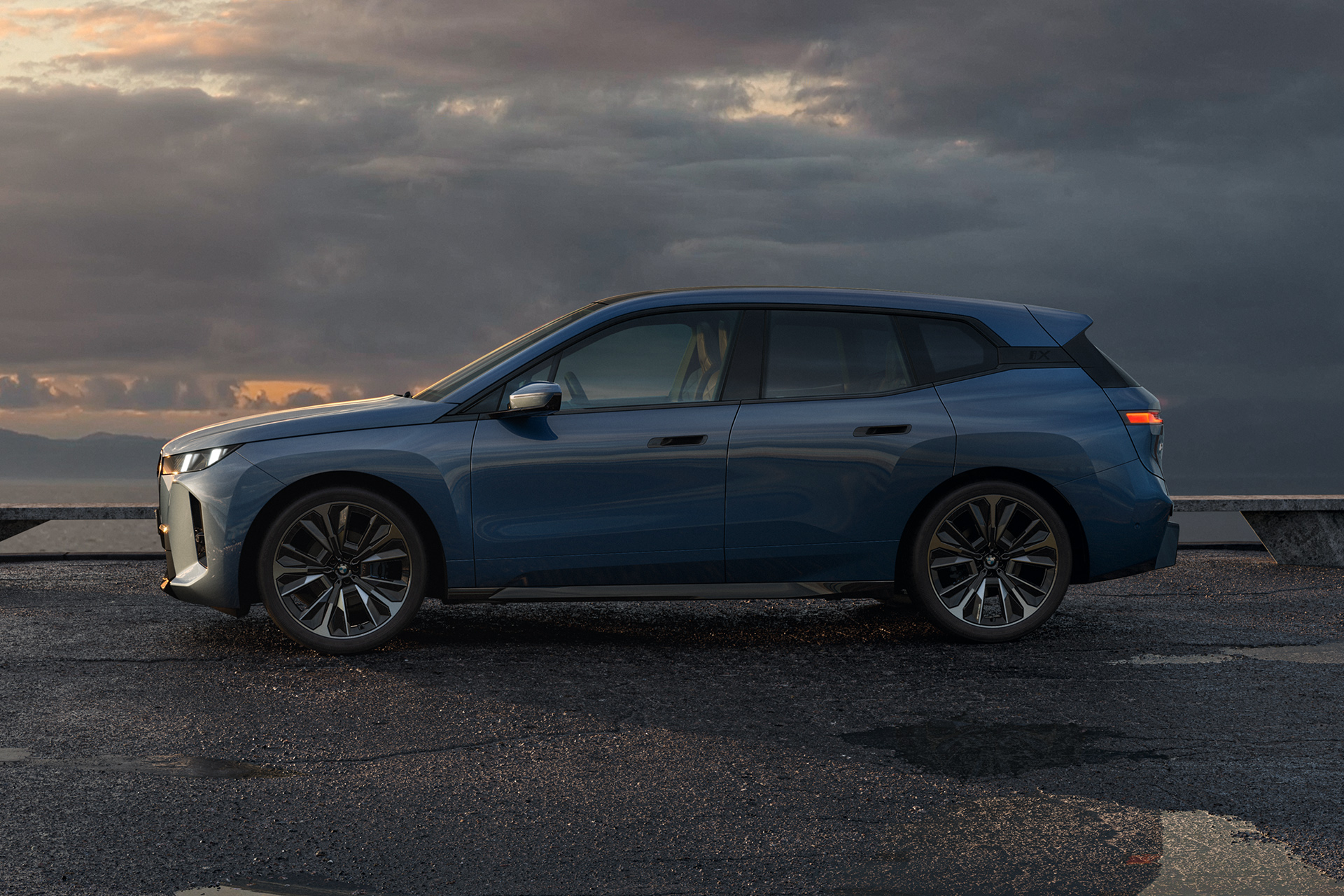 BMW iX xDrive60
