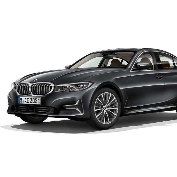 BMW 3. sērijas Sedan, Luxury Line modelis BMW 3. sērijas Sedan kā Luxury Line modeļa momentuzņēmums no sāna.