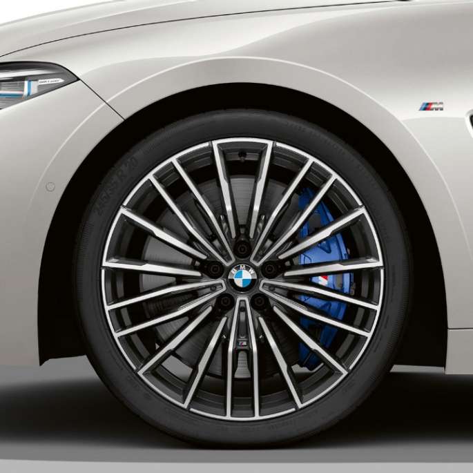 BMW M850i xDrive, metāliskā Mineral White krāsā, BMW Individual paplašinātā Merino ādas apdare, Cognac krāsā. BMW M850i xDrive, metāliskā Mineral White krāsā, BMW Individual paplašinātā Merino ādas apdare, Cognac krāsā.