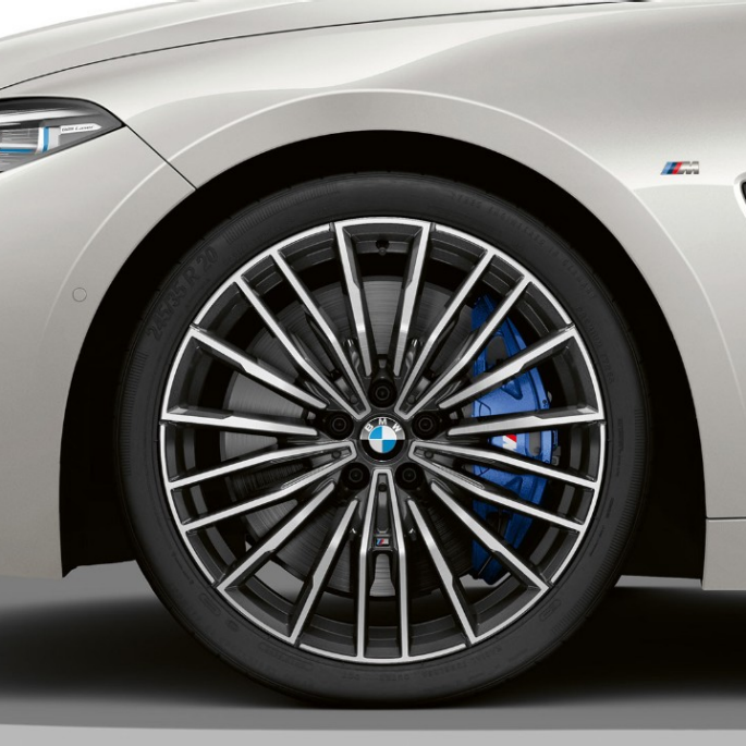 BMW M850i xDrive, metāliskā Mineral White krāsā, BMW Individual paplašinātā Merino ādas apdare, Cognac krāsā. BMW M850i xDrive, metāliskā Mineral White krāsā, BMW Individual paplašinātā Merino ādas apdare, Cognac krāsā.